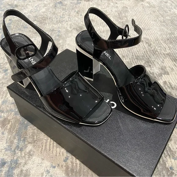 Chanel Patent Calfskin Sandal - size 36 - Picture 6 of 8